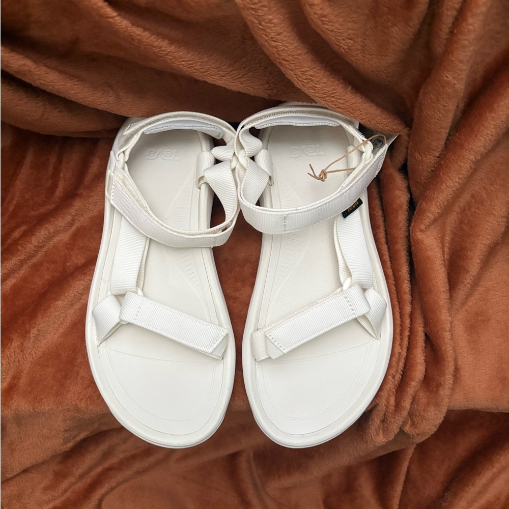 Teva White Sandals Hurricane Sandals Size 10 *Brand New*